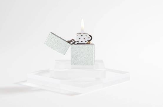 Зажигалка Zippo Classic с покрытием Glacier 46020 Zippo от магазина Tehnorama