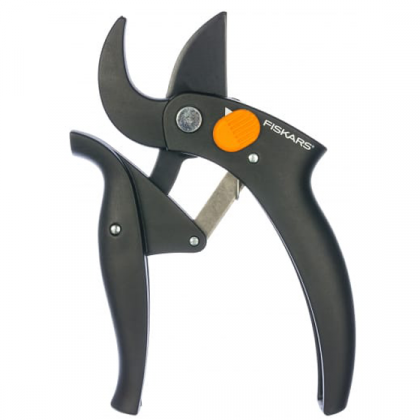 товар Секатор Fiskars PowerLever 1001532/111330 Fiskars магазин Tehnorama (официальный дистрибьютор Fiskars в России)