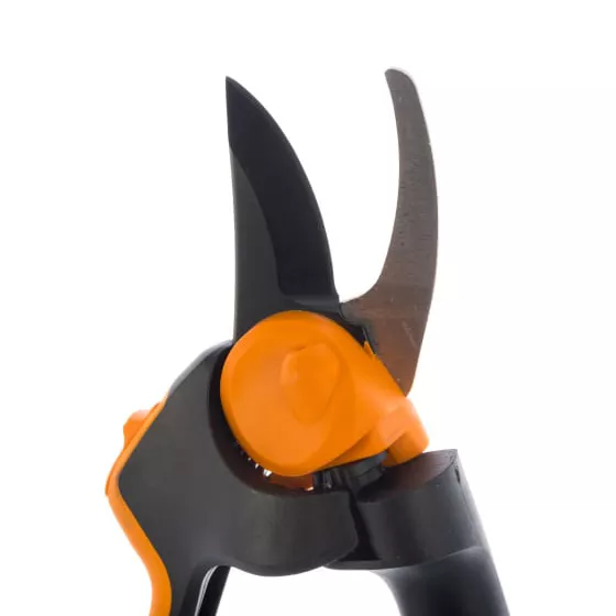 Секатор плоскостной Fiskars PowerGear L PX94 1023628 Fiskars от магазина Tehnorama